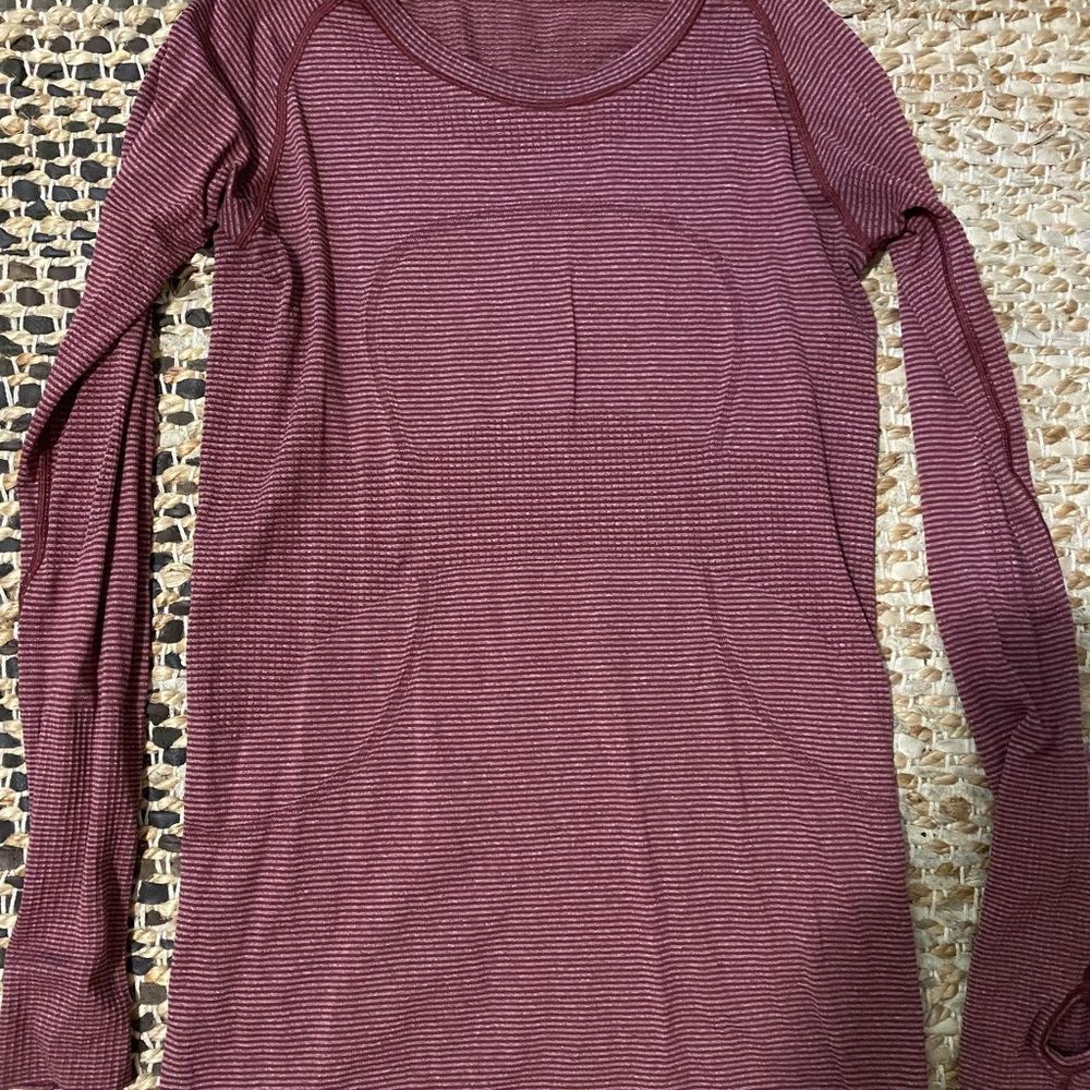 Lululemon swiftly tech long sleeve size 8